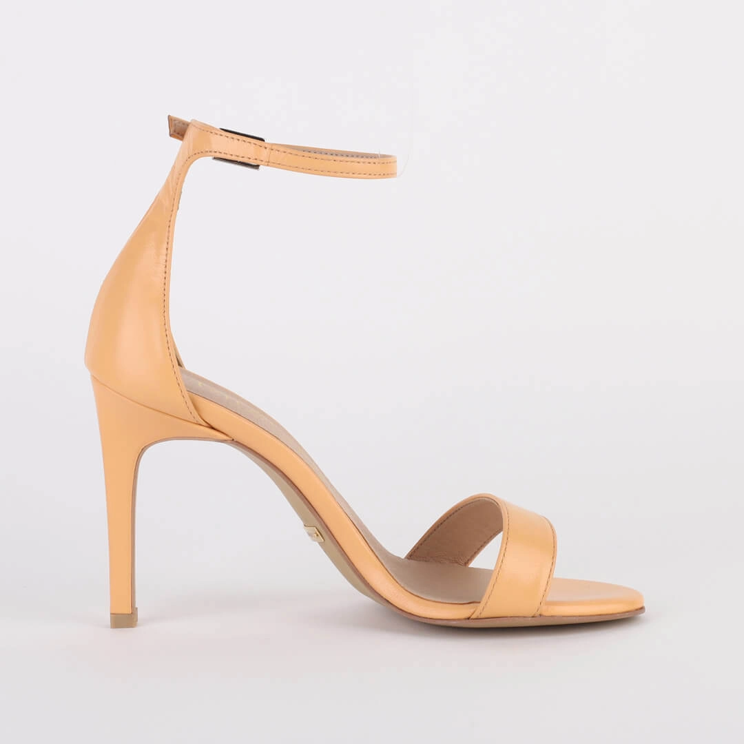*RITZY LA VITA - orange, 9cm size UK 2