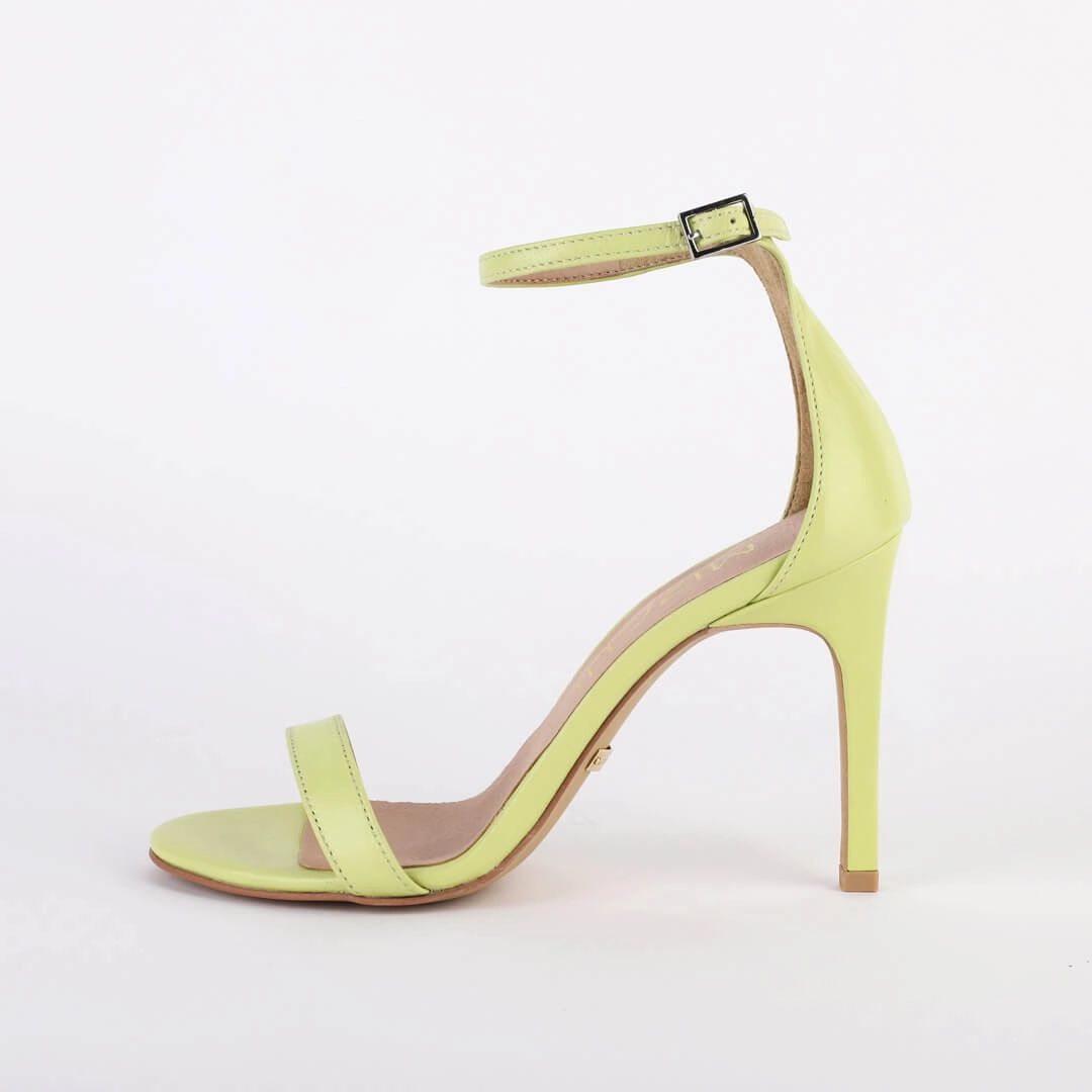 *RITZY LA VITA - orange, 9cm size UK 2