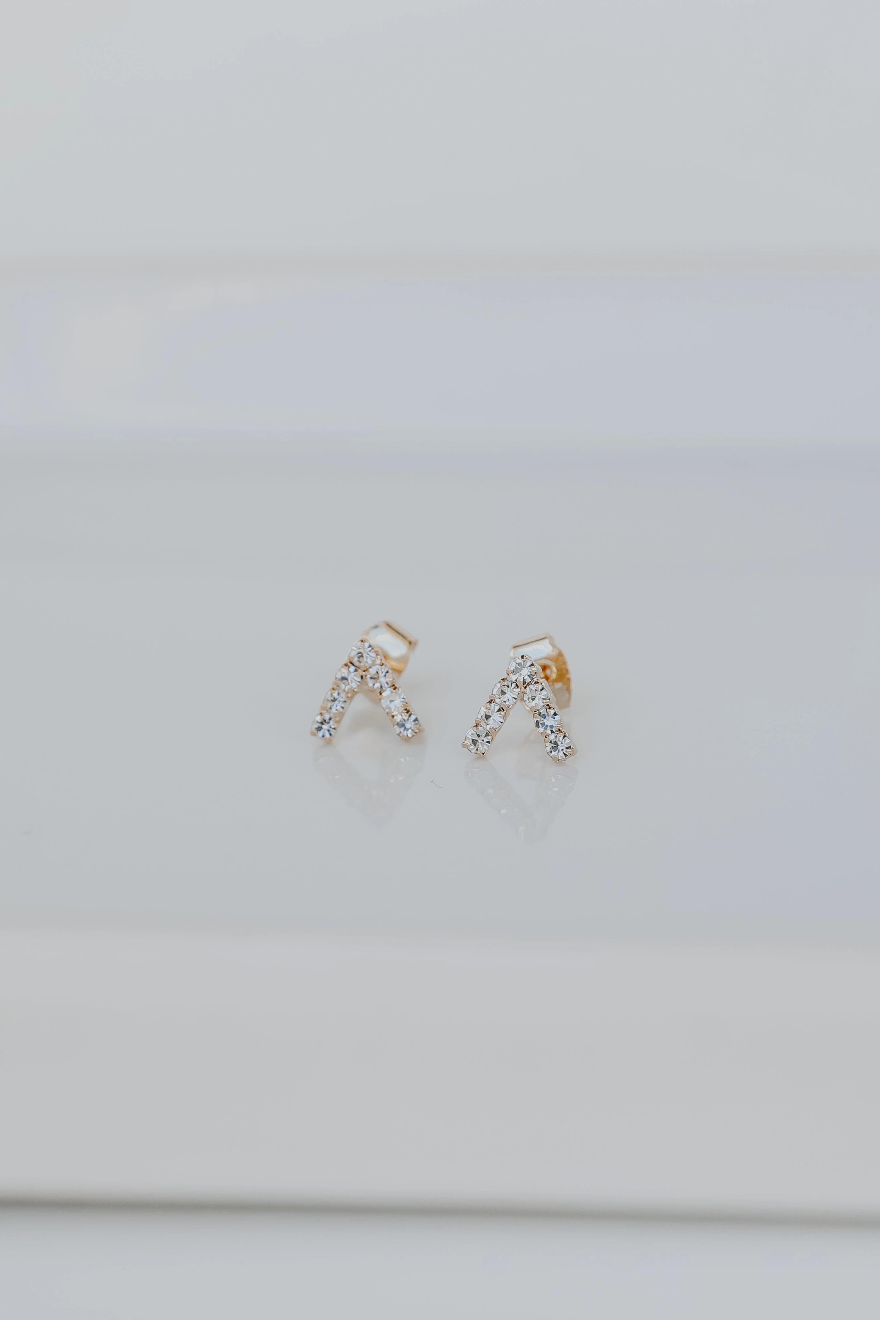 Annie Gold Rhinestone V Stud Earrings