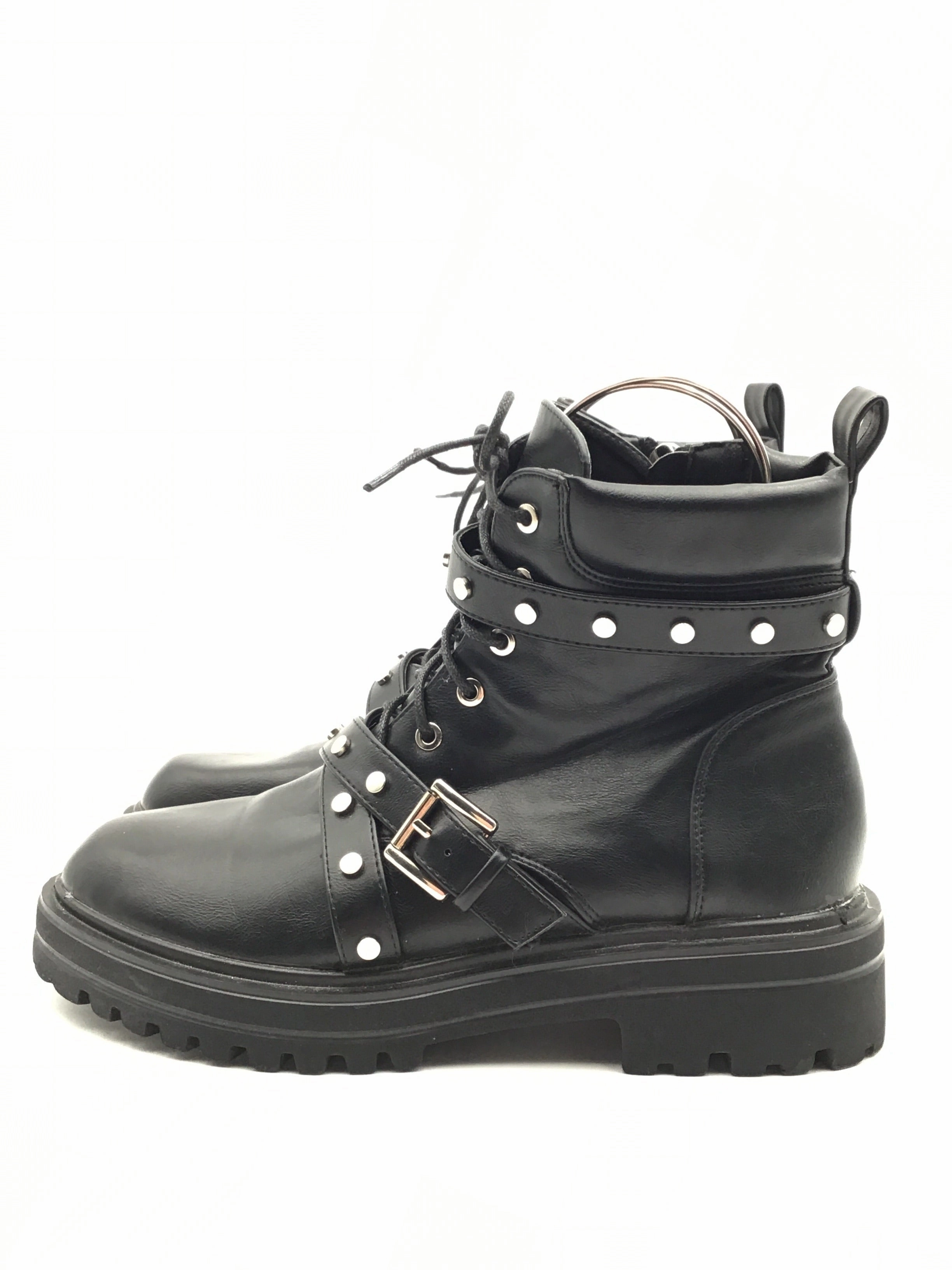 Boots Ankle Flats By Catherine Malandrino In Black, Size: 8.5