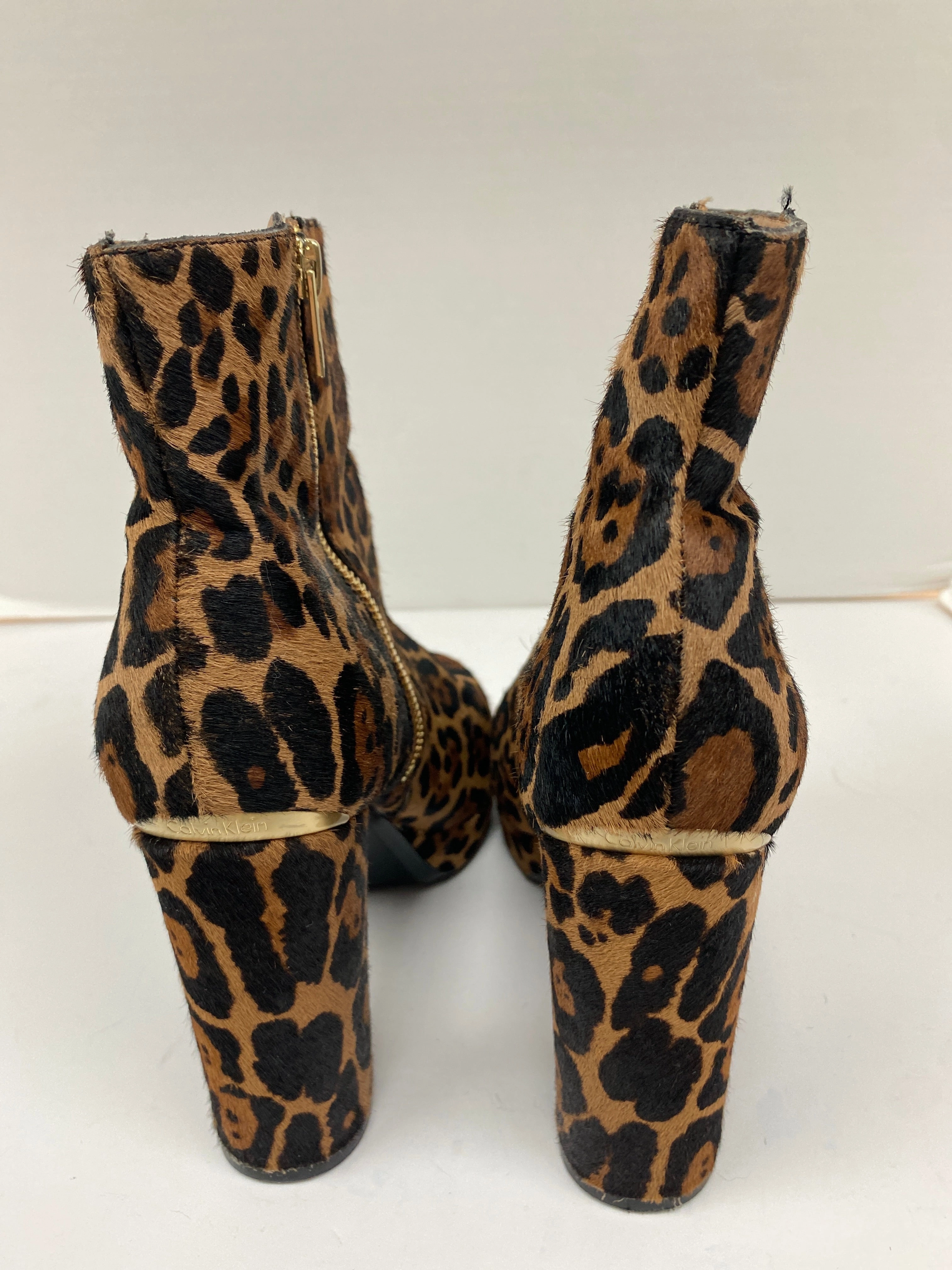 Boots Ankle Heels By Calvin Klein In Animal Print, Size: 8