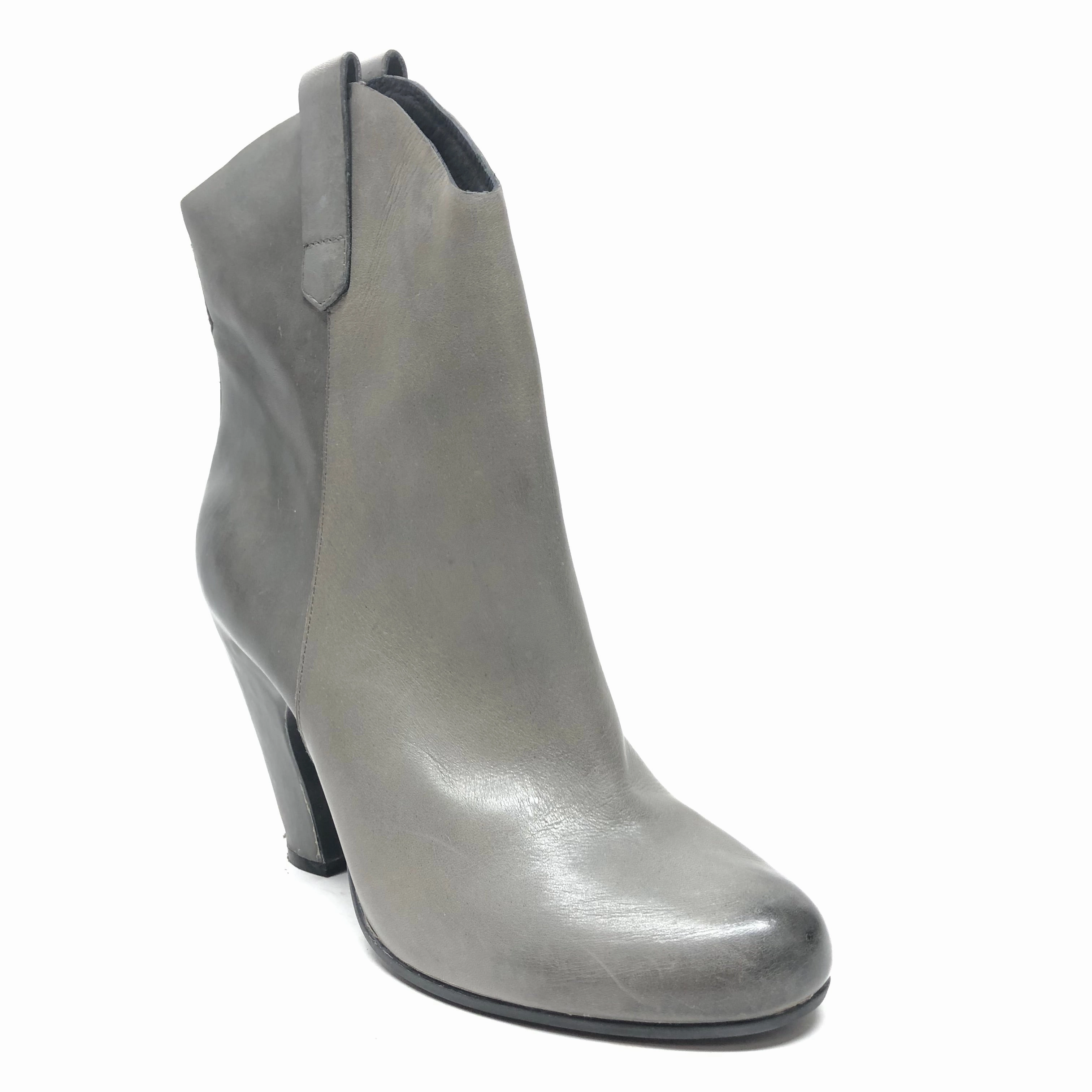 Boots Ankle Heels By Kork Ease In Grey, Size: 9.5