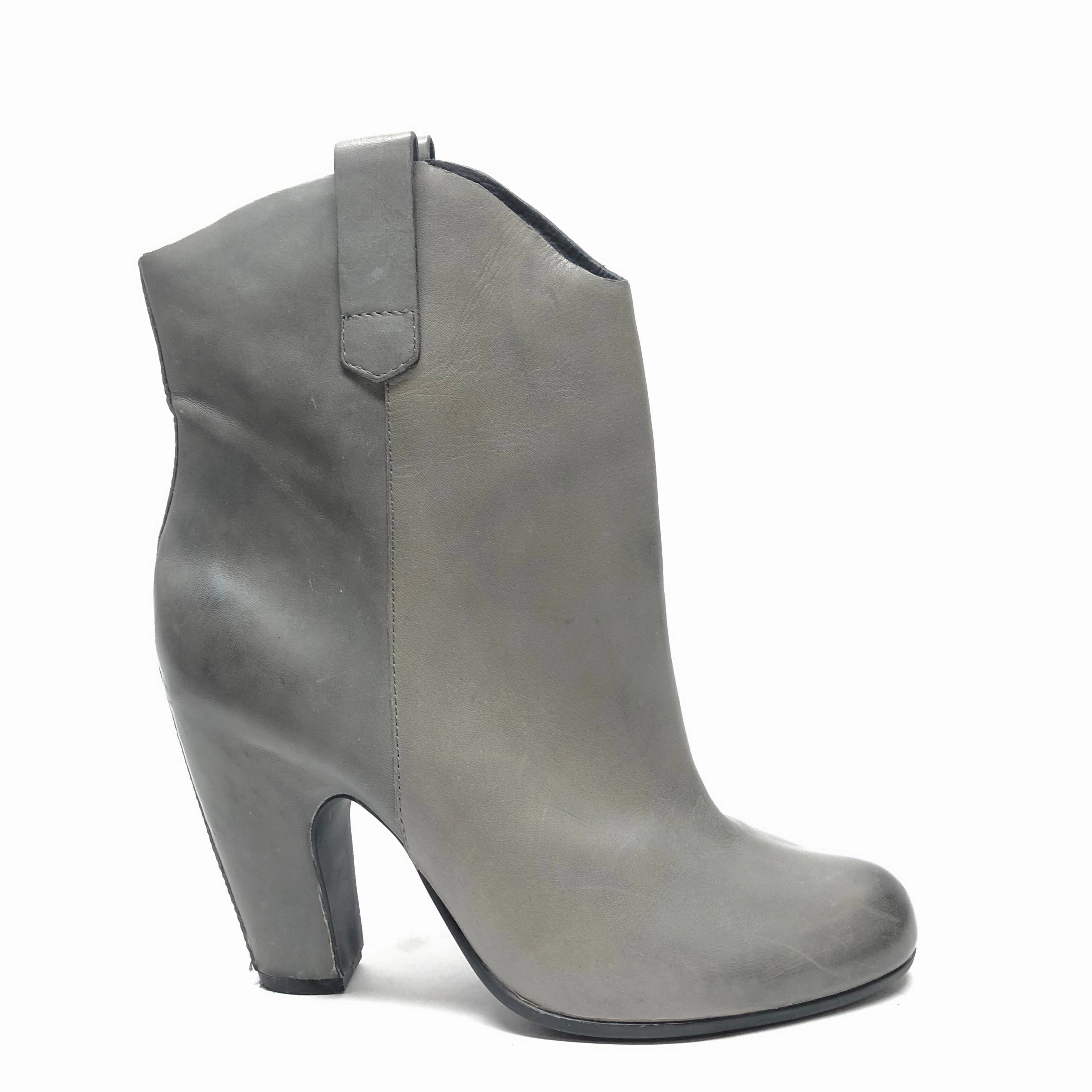 Boots Ankle Heels By Kork Ease In Grey, Size: 9.5