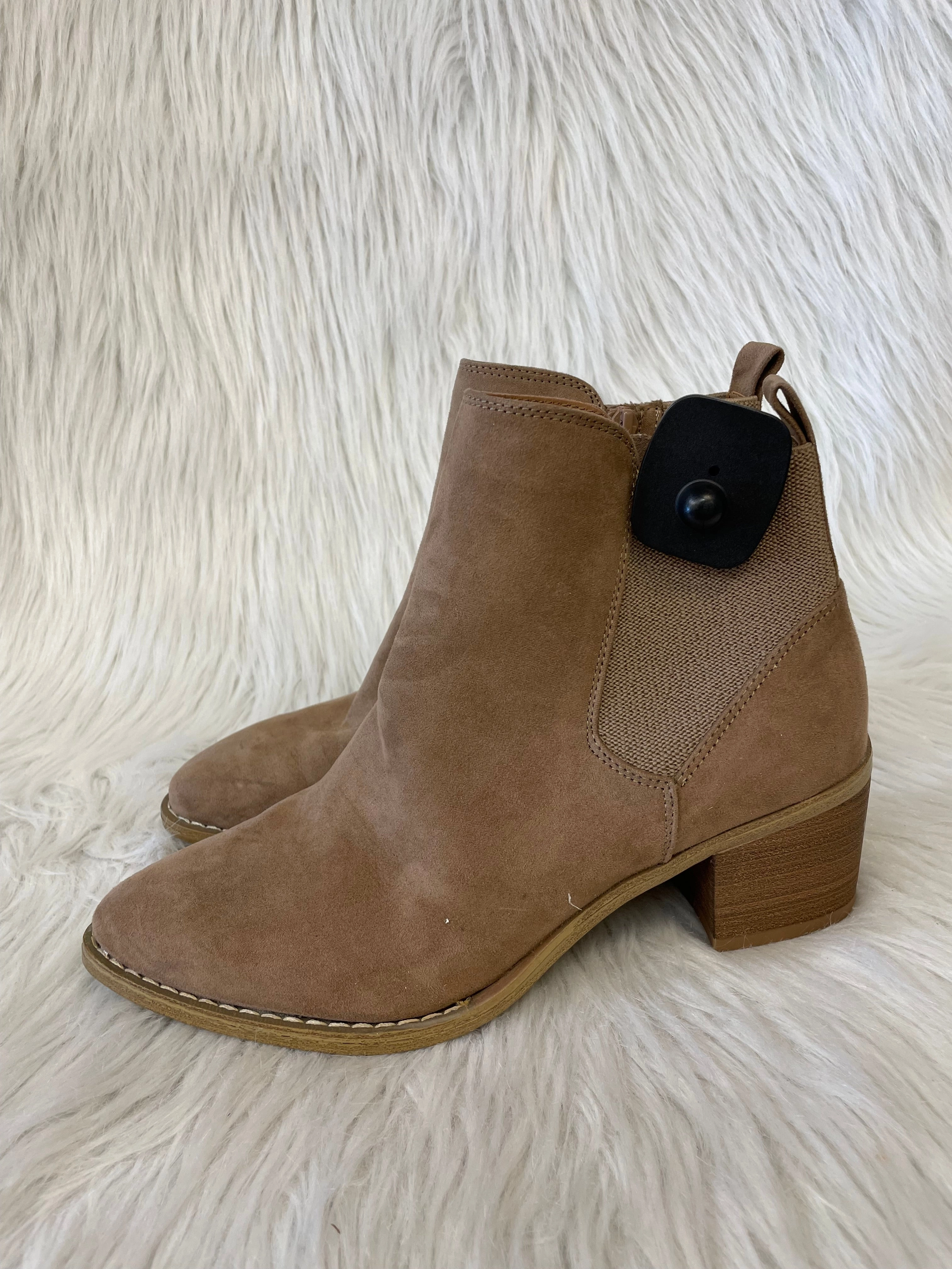 Boots Ankle Heels By Universal Thread In Tan, Size: 7.5