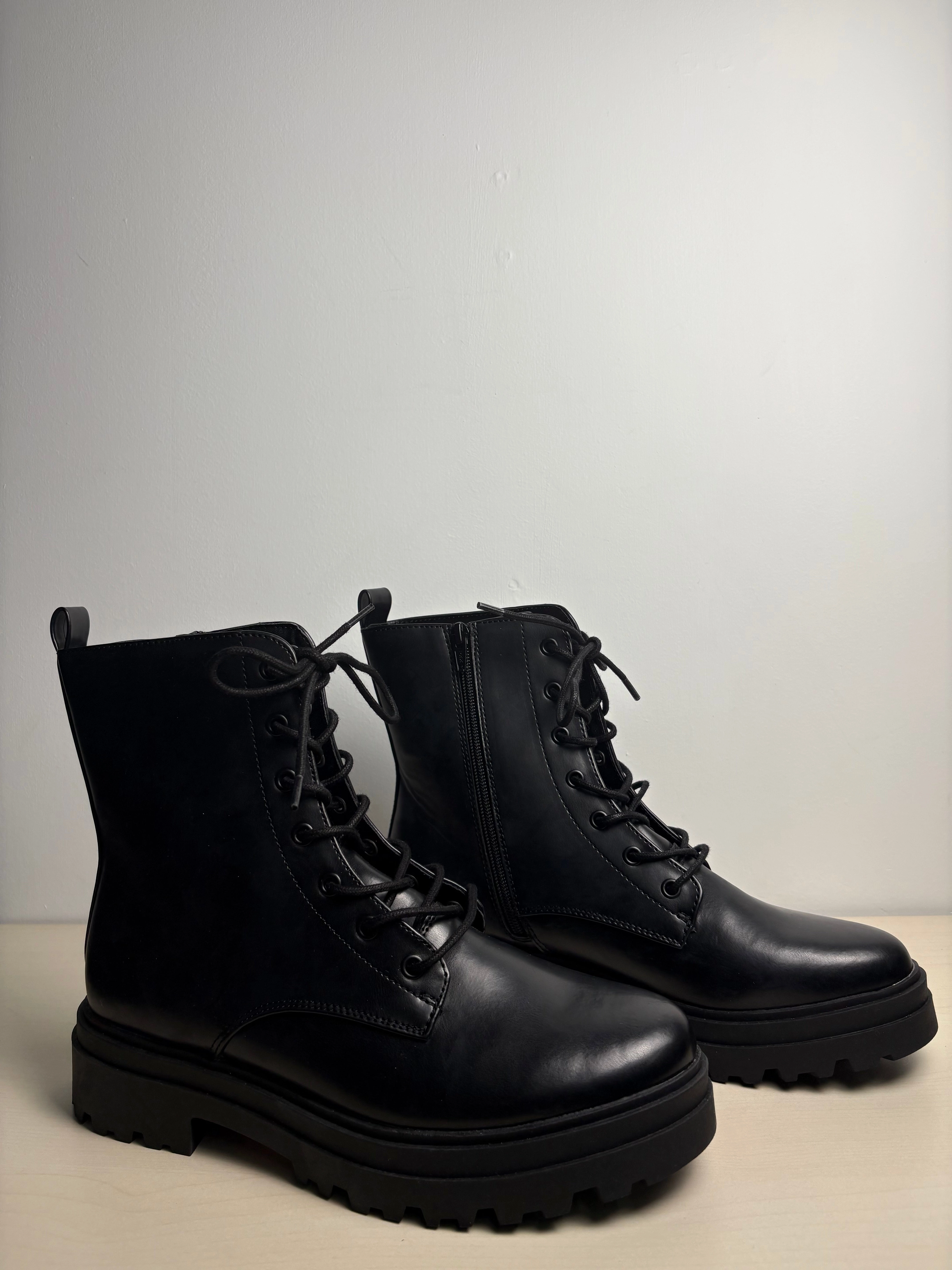 Boots Combat By A New Day In Black, Size: 11