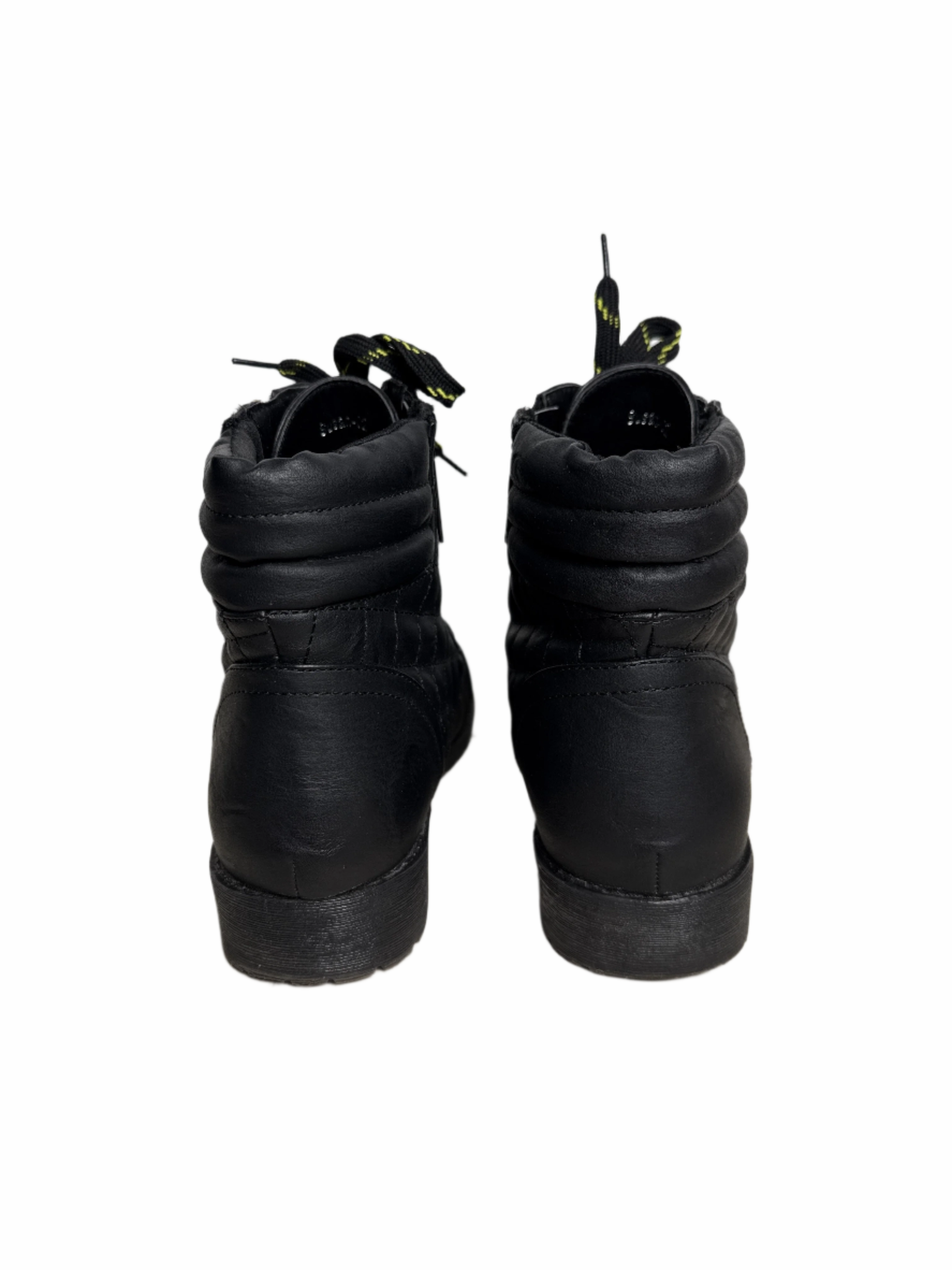 Boots Combat By DAILY SHOES Size: 9.5