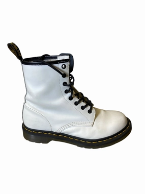 Boots Combat By Dr Martens  Size: 9