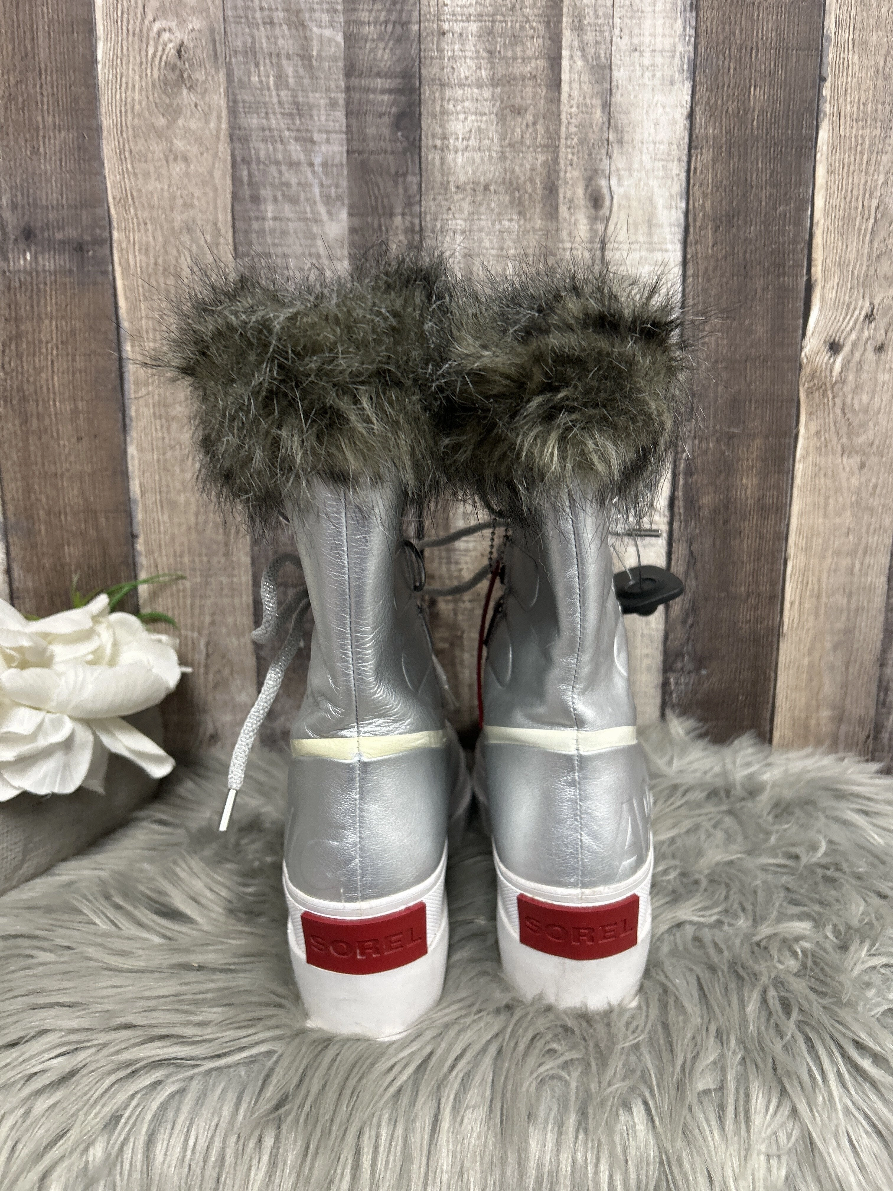 Boots Snow By Sorel  Size: 8.5