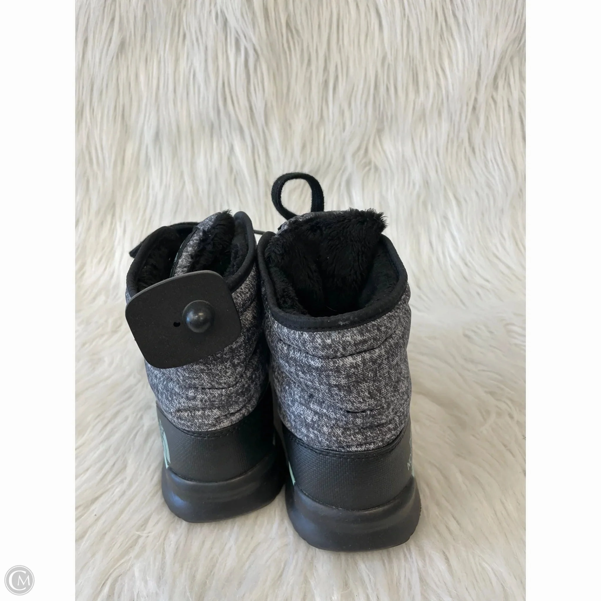 Boots Snow By The North Face In Black & Grey, Size: 6
