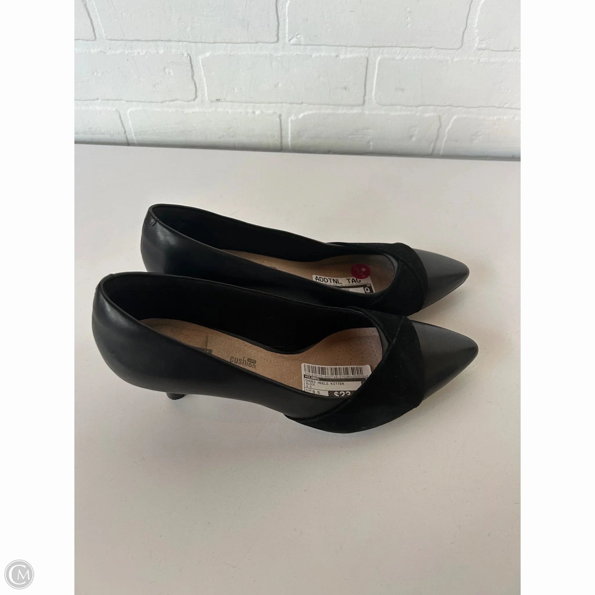 Shoes Heels Kitten By Clarks In Black, Size: 9.5