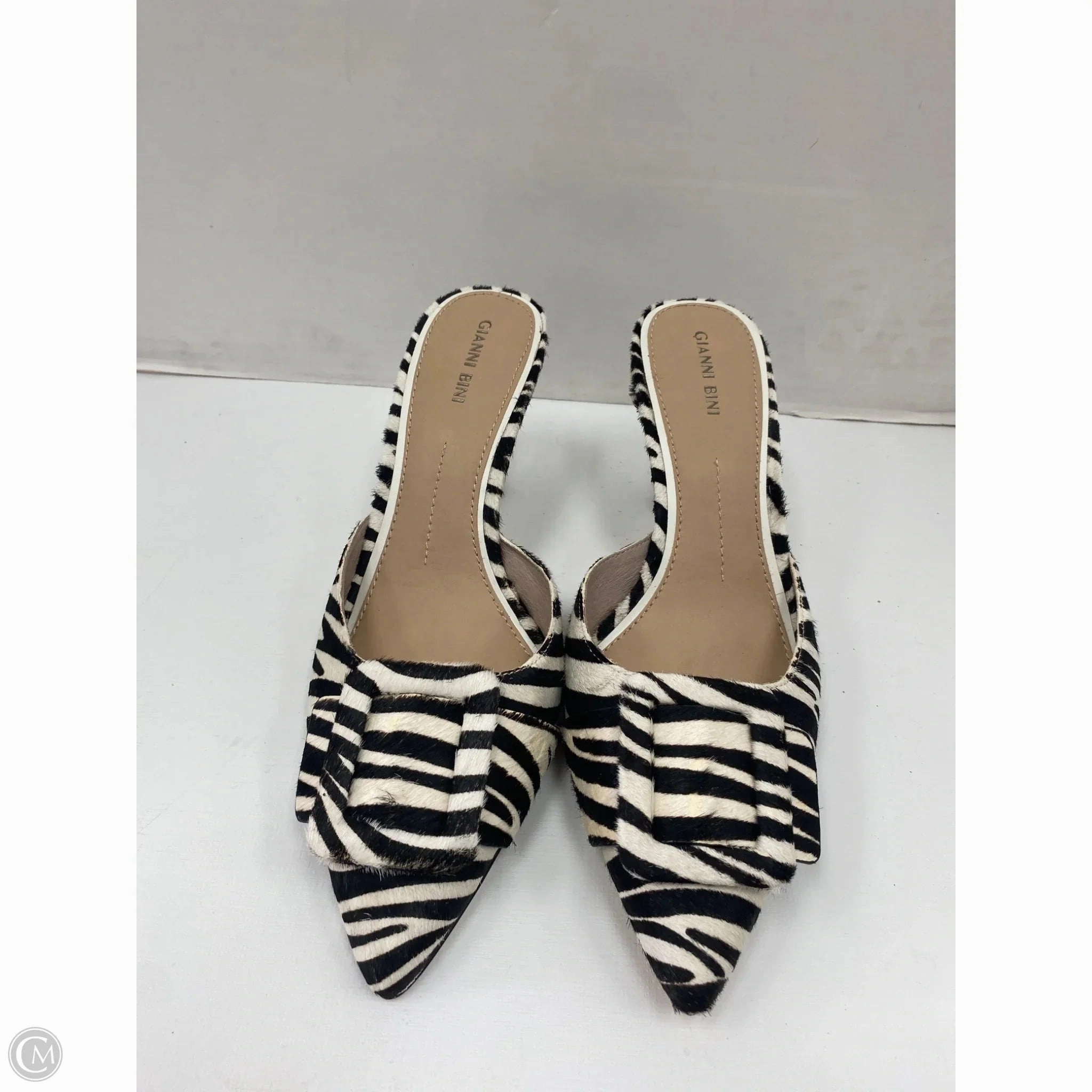 Shoes Heels Kitten By Gianni Bini In Black & White, Size: 10