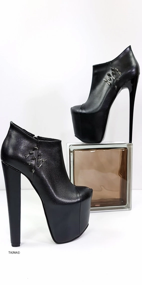 Spike Detail Ankle Cut High Heel Booties
