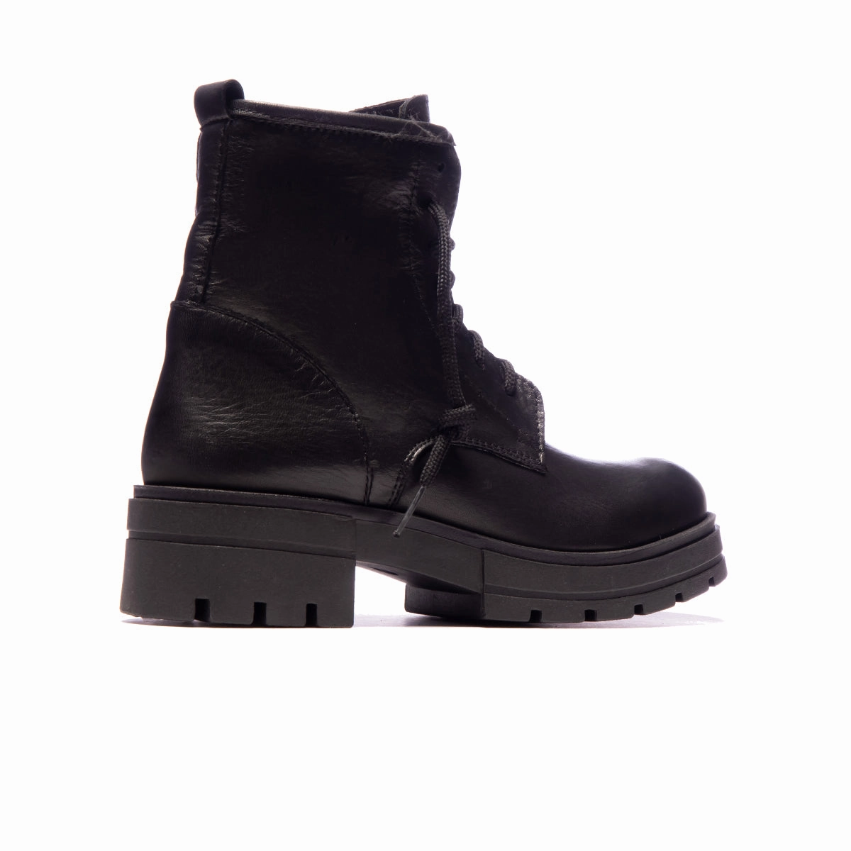 Venlo Black Leather
